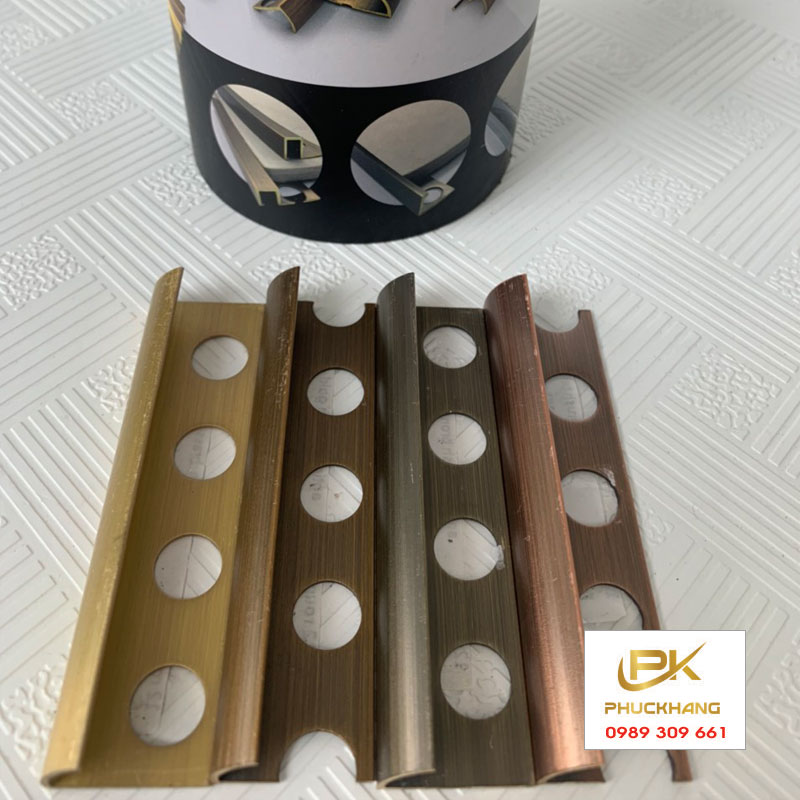 Nẹp đồng thau giả cổ G&oacute;c Tr&ograve;n