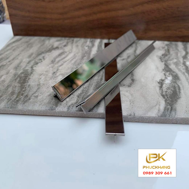 Nẹp Inox T30 bạc b&oacute;ng