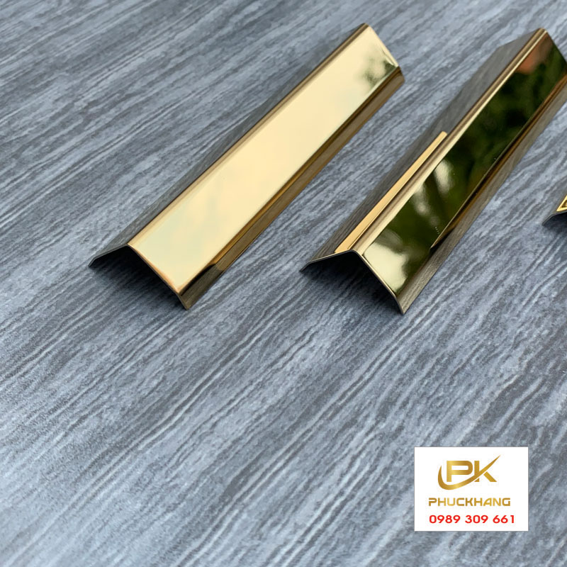 Nẹp Inox V30 V&agrave;ng B&oacute;ng