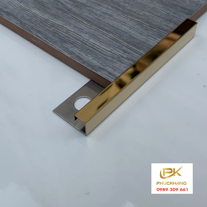 Nẹp inox g&oacute;c vu&ocirc;ng trong